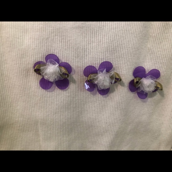 White tank with purple 3D flowers on front - Picture 2 of 5